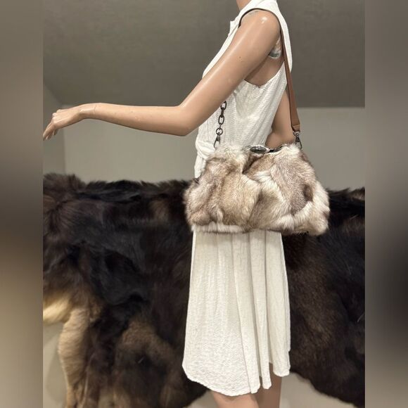 Natural Fox Fur Handmade Unique Metal Frame & Push Lock Shoulder Bag, Crossbody - Picture 4 of 16